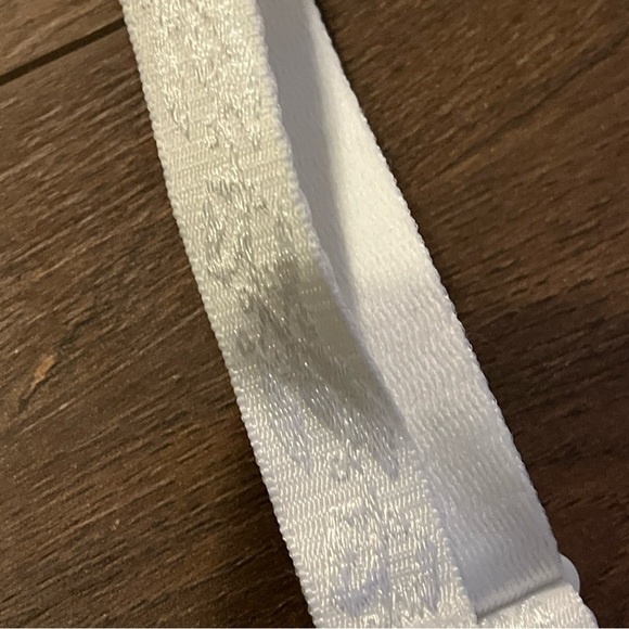 Playtex Bra Sheer Sexy Full Figure 2-Ply Lining Embroidered Style T006 White 42C - Picture 7 of 10